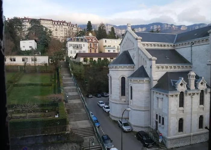 Joli Proche Des Thermes *